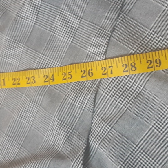 VERVE BLUE, BLACK /GRAY/ WHITE PLAID  BUTTON FRONT ASYMMETRICAL SKIRT. SIZE 6 - Picture 8 of 9